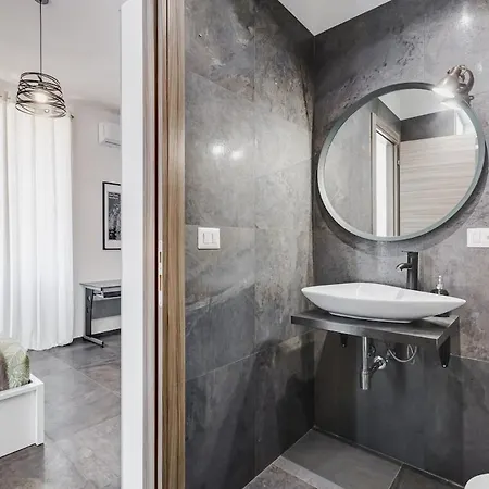 Bdc - Majestic 4-bdr In Termini شقة روما