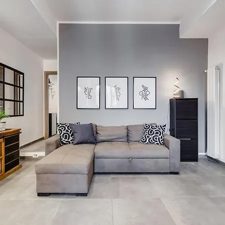 Appartamento Bdc - Majestic 4-bdr In Termini