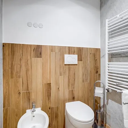 Bdc - Majestic 4-bdr In Termini Appartamento