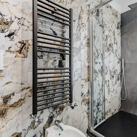 Appartamento Bdc - Majestic 4-bdr In Termini Roma