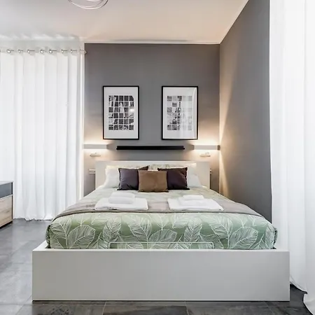 Bdc - Majestic 4-bdr In Termini Appartamento