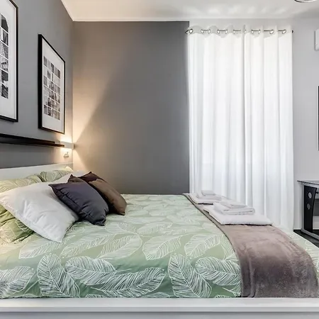 Апартаменты Bdc - Majestic 4-bdr In Termini Рим